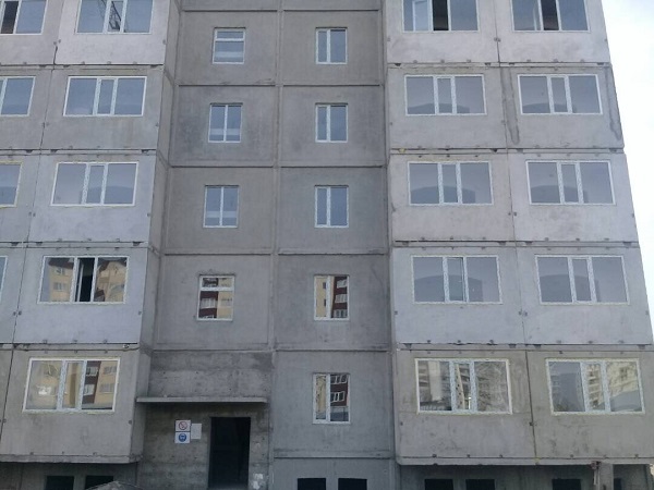 Партнер ЭксПроф выполняет комплекс работ по остеклению жилых домов в Киргизии