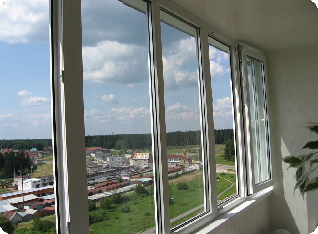 окна раздвижные и остекление балкона